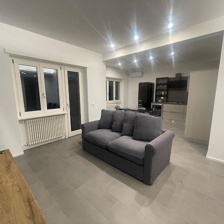 Great Home Laurentina Metro B Roma Exterior foto
