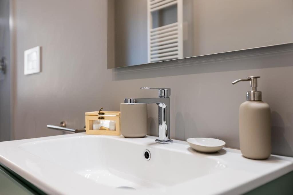 Great Home Laurentina Metro B Roma Exterior foto
